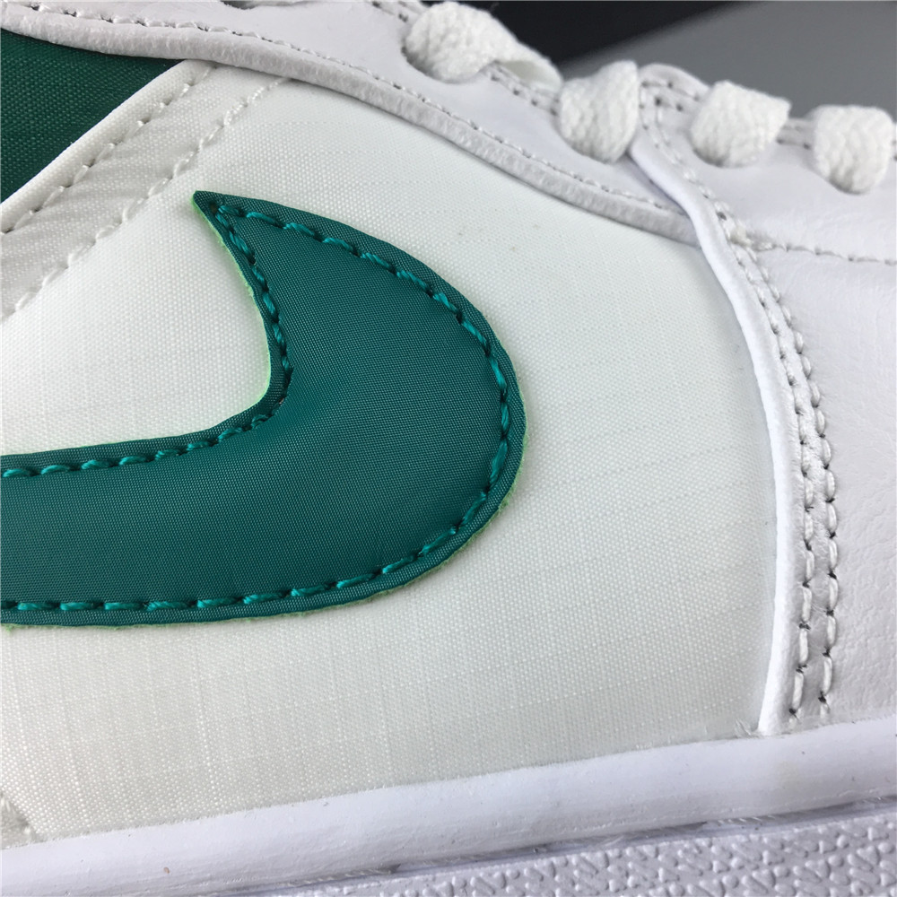 AIR JORDAN 1 MID 553558-113